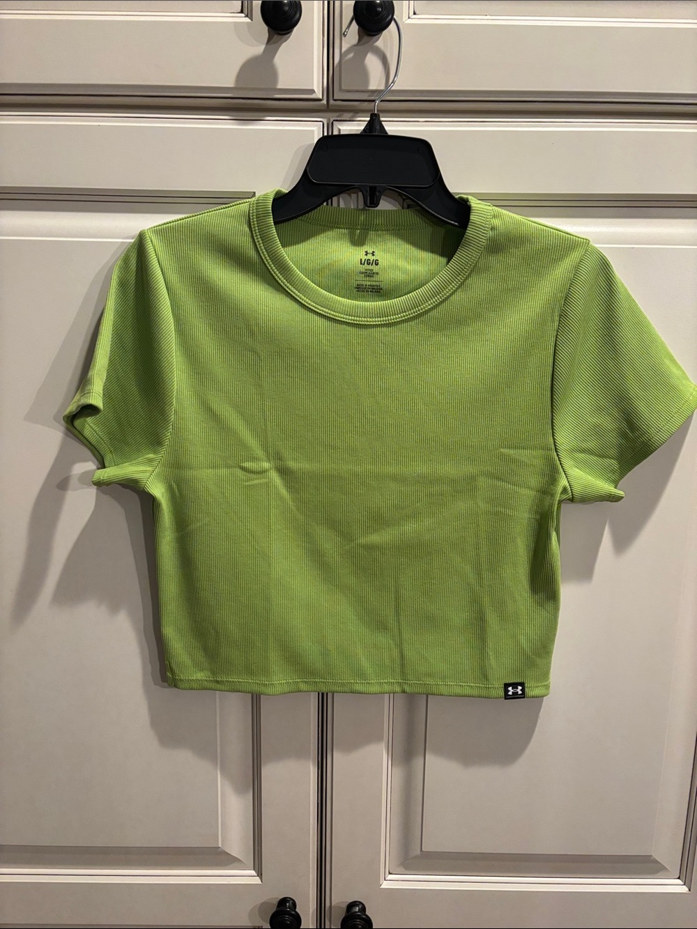 Under Armour Lime Green Ribbed Cropped Crew Tee. NWT